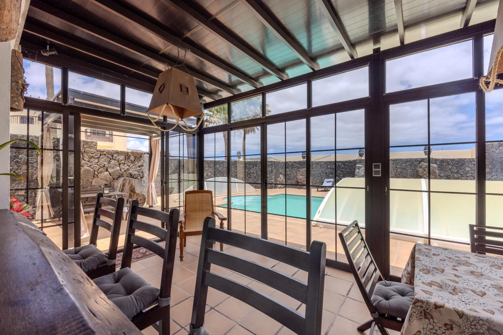 Luxury Canarian Villa With Large Pool In Costa Teguise Eksteriør billede